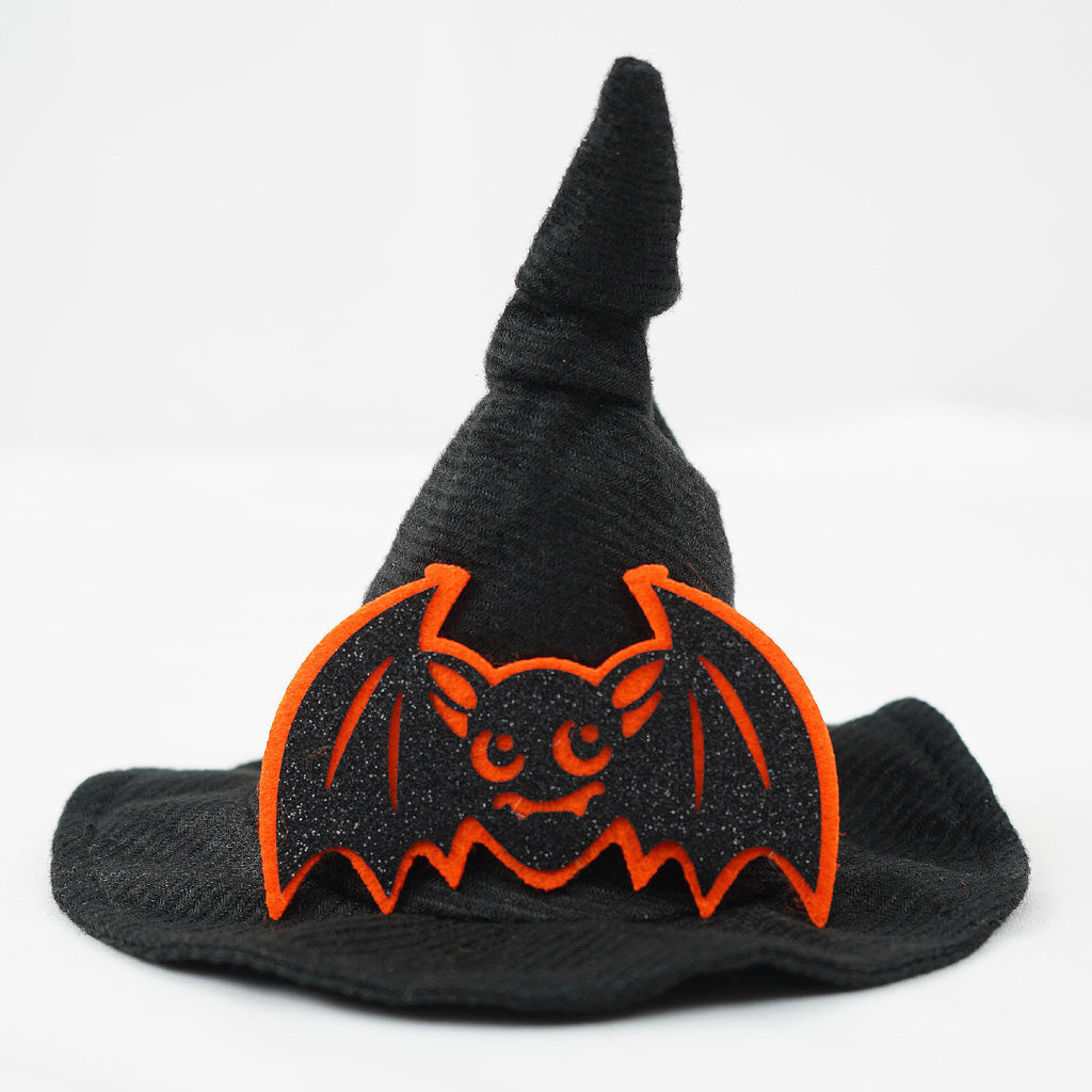 Pet witch hat with orange bat wings design